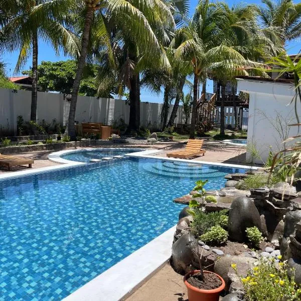 The Beach Break Hotel El Cocal, hotel in Playa San Blas