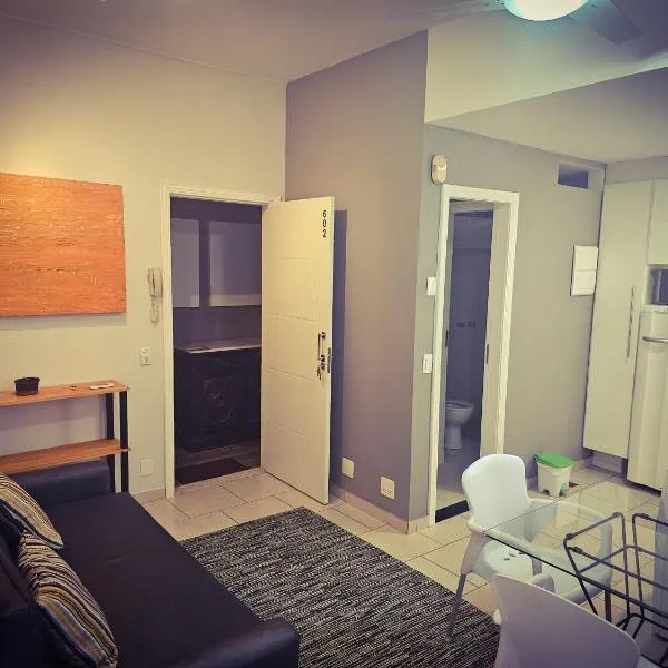 Small quiet condo posto 6、リオデジャネイロのホテル