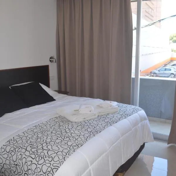 House and Suite Premium, hotel em Santa Fé