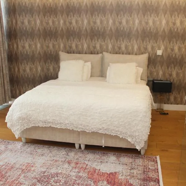 Lovely One Bedroom Appartment-530, hotel in Istanbul