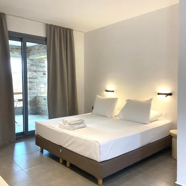 Spanos Apartments, hotell i ayios Petros