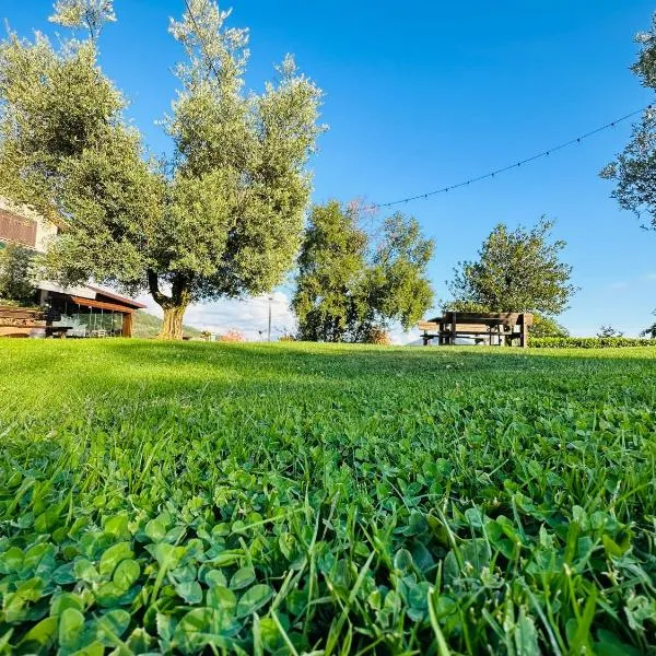 Da Gambin b&b, khách sạn ở Podenzana