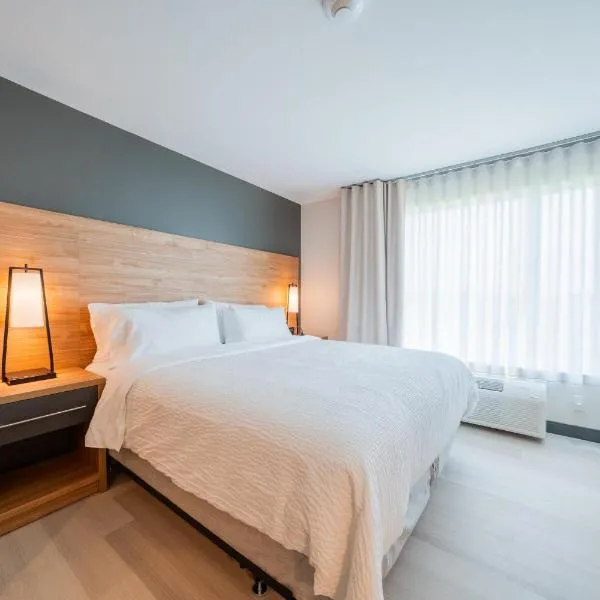 Candlewood Suites Trois-Rivières Ouest by IHG, hotel in Trois-Rivières