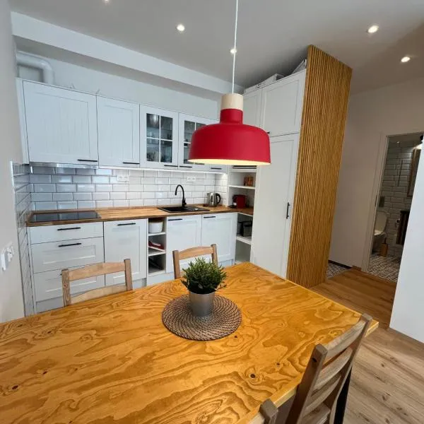 Rodinný Apartmán U Pralesa, hotel in Černé Údolí
