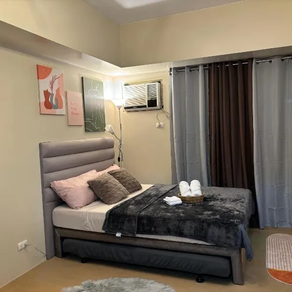 Cozy & Minimalist Staycation - Avida Towers with Pool Access, hotel in Davao City
