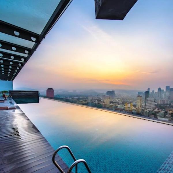Regalia Infinity Skypool, Куала-Лумпур