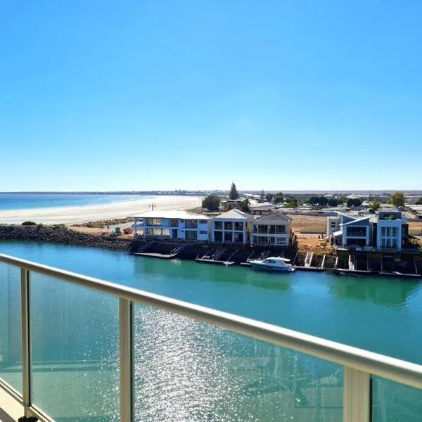 Glam Apartment 21, hotel in Wallaroo