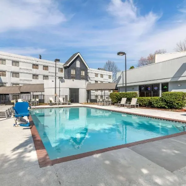 Country Inn & Suites by Radisson, Atlanta Airport South, GA, hotel in Atlanta