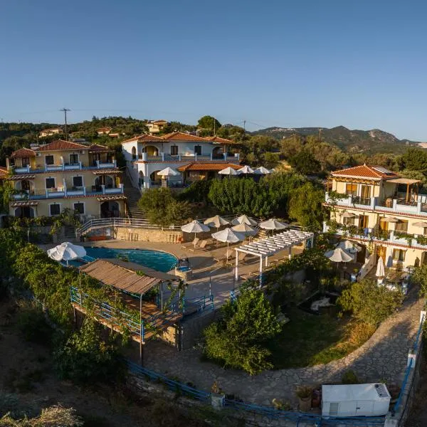 Pantheon Apartments & Studios, отель в городе Марафокамбос