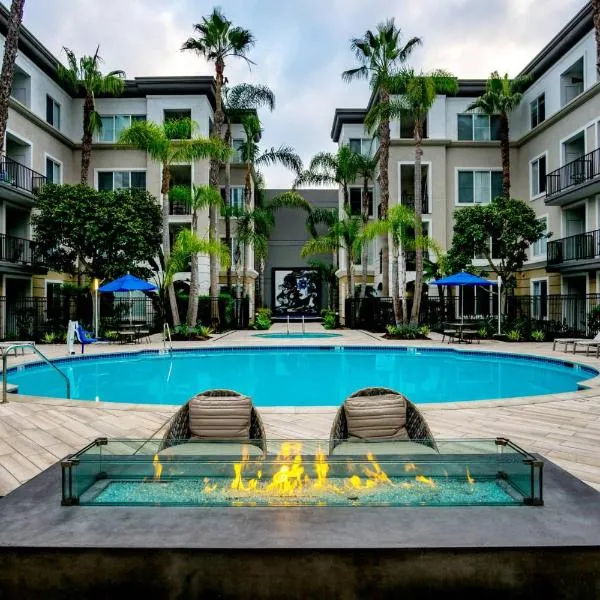 Luxe Marina Del Rey Apartment,Parking, Gym, Pool, jacuzzi,BBQ、ロサンゼルスのホテル