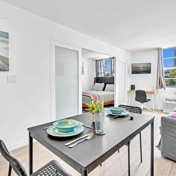 Deluxe modern 1 bedroom in south beach, hotel in Miami Beach