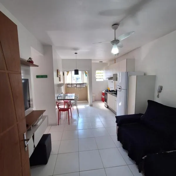 APTO PERTINHO DA PRAIA - Lindo e Equipado! Internet 400mb e 3 Tvs - Completo! TV a Cabo, hotel em Ubatuba