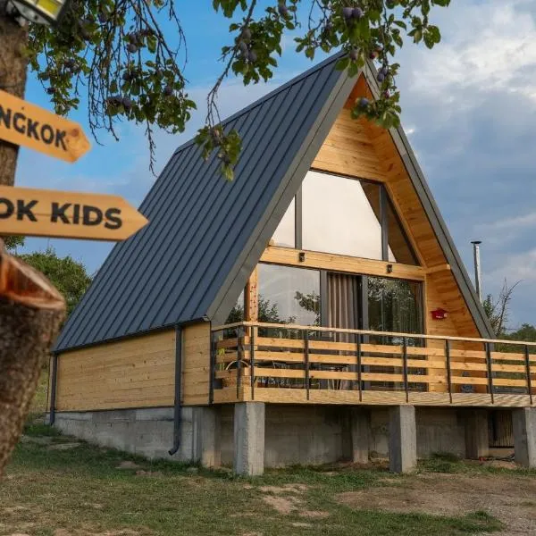 IezerVenture Cabins - Bangkok, hôtel à Şelari