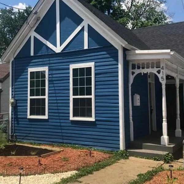 Eco Friendly Home by Cincy w Office Space, Hotel in Dayton