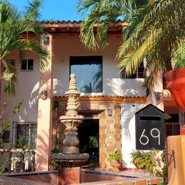 Casa Virgilio B&B, hotel v destinaci Nuevo Vallarta