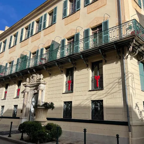 Hotel POZZO DI BORGO、アジャクシオのホテル