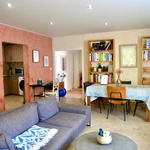 CASA BIANCA MAISON BLANCHE, hotel v destinaci Saint-Florent