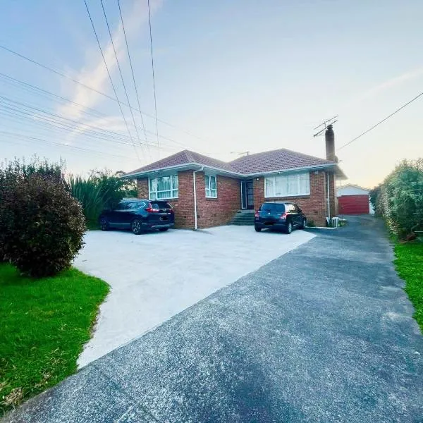 PRIVATE ROOMS IN CENTRAL AUCKLAND,位于奥克兰的酒店