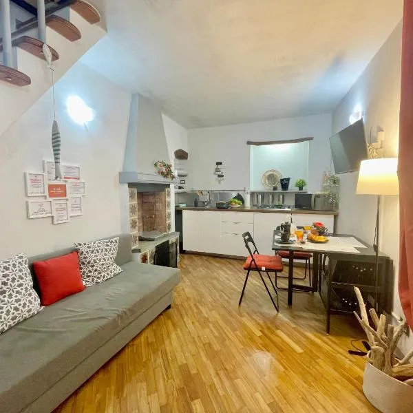 Happy Family Apartments Baia Boccadasse, hotel in Genova