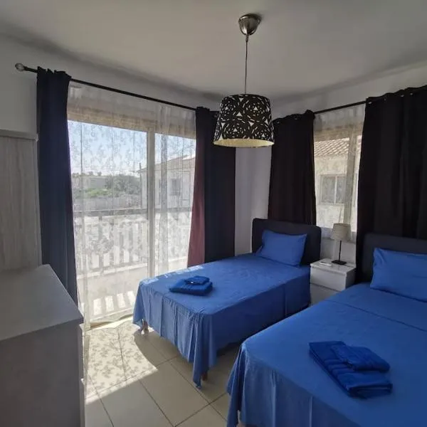 Relax by the sea, ξενοδοχείο στον Πρωταράς