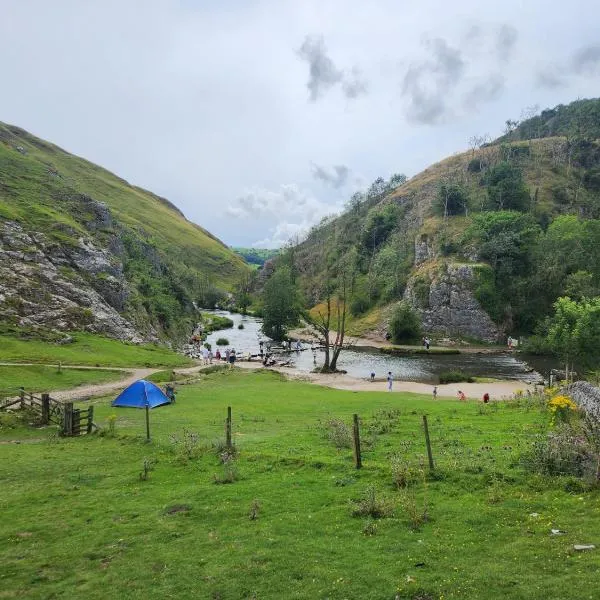 22 Washbrook Way、アシュボーンのホテル