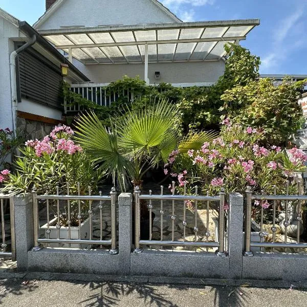 Ferienwohnung Insel Reichenau, hotel di Rheinstraße