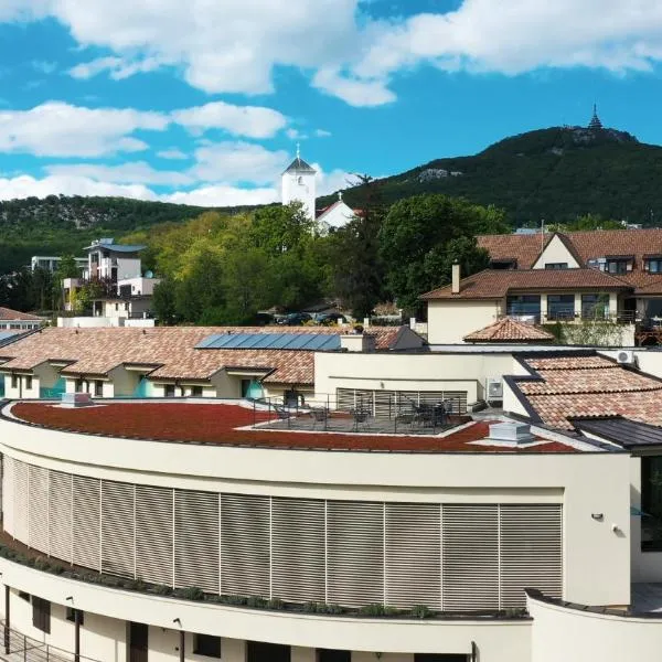 Hotel Zlaty Klucik - Golden Key with Luxury SPA, hotel v destinaci Nitra