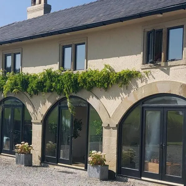 The West Wing, hotel in Whitford