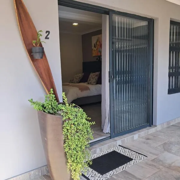 8 On Eagle Bed & Breakfast Room 2, Hotel in Port Shepstone