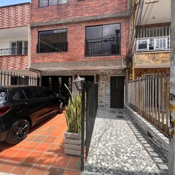 Hermoso apartamento muy central, hótel í Medellin