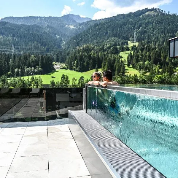 Alpen Appartements Lärchenhof, hotel in Lermoos