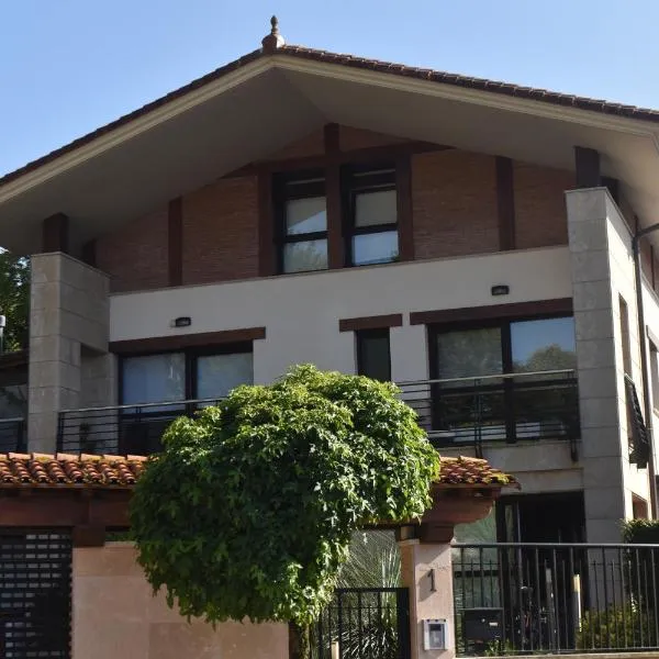 Rooms Tribunak Lasarte, hotel in Lasarte