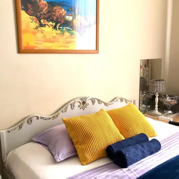 Sharm Sweet Studio City Center Kamppi 49 Kalevankatu，位于赫尔辛基的酒店