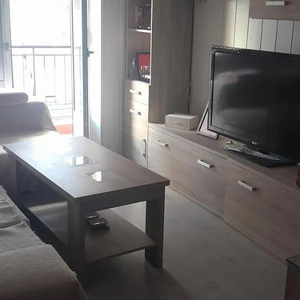 Piso zona feria – hotel w mieście Albacete