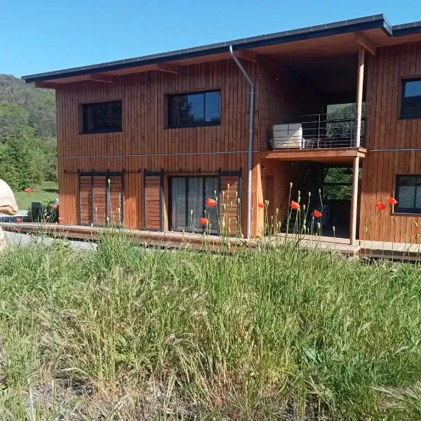 Ecogîtes Camparols, hotel v destinaci Prémian