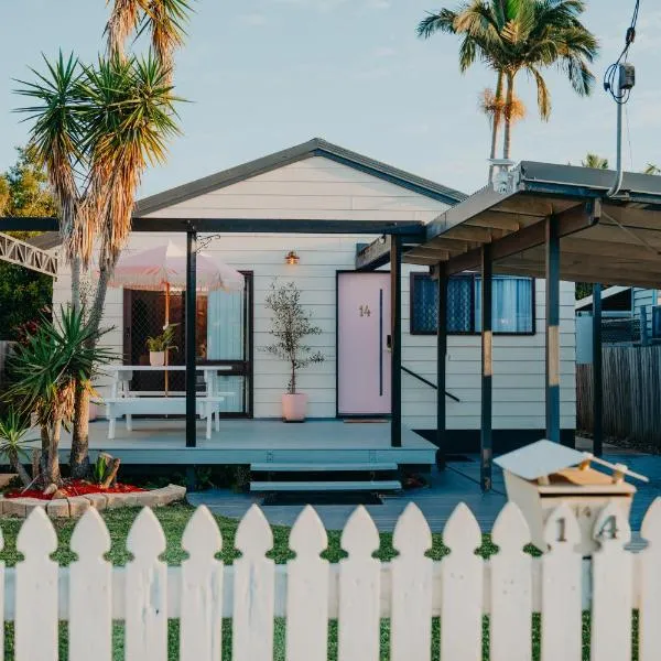 House, Great location, Pet friendly, Close to shops and beach, hotel din Yeppoon