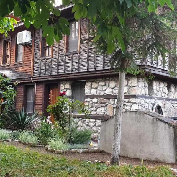 Вила Мила, hotel in Tsarevo