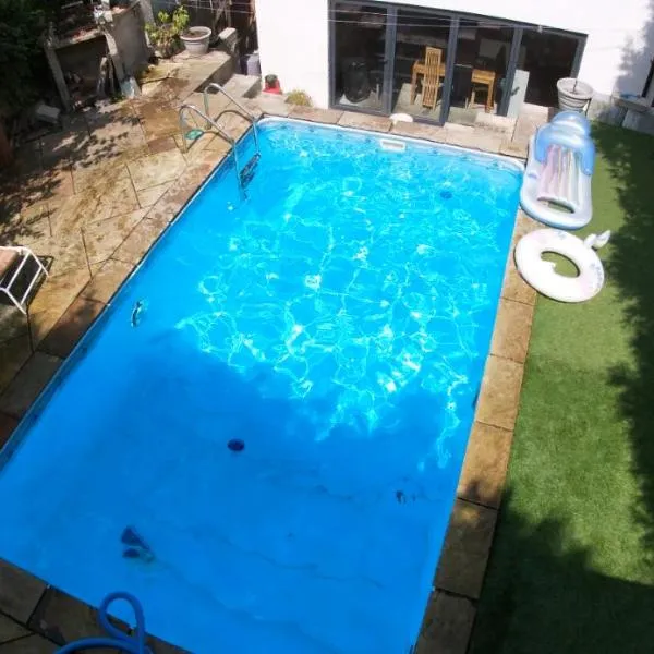 Freedom hostel, Hotel in Radcliffe