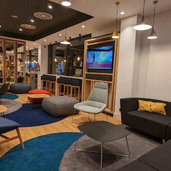 Holiday Inn Express Bilbao Airport by IHG, hotell sihtkohas Derio