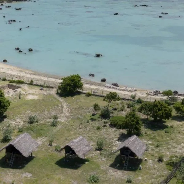 Delft Jungle Beachfront Villa, hotel a Delft East