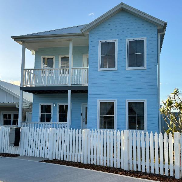 Light Blue, Tullimbar
