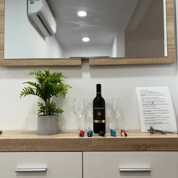 Apart LA PLANA II, Hotel in Castellón de la Plana