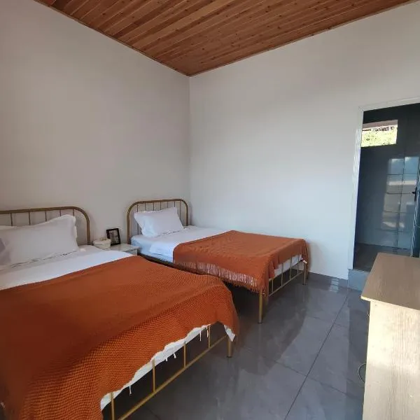 落日晚风民宿, hotel v destinaci Fengjie