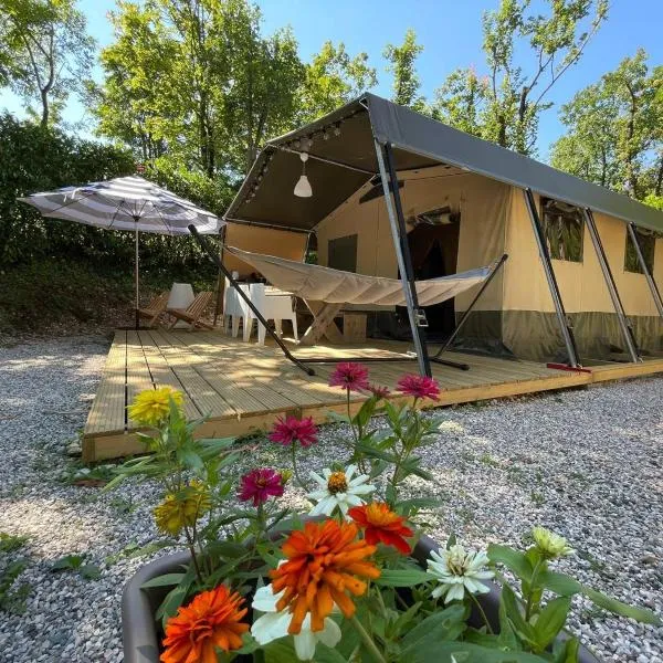 Lodge Holidays - Al Lago di Lago, hotel en Lago