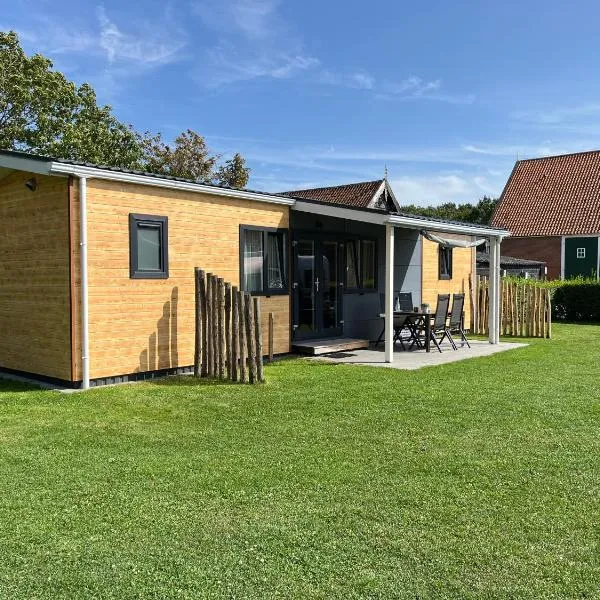 Chalet 't Zwaluwnest, hotel in Aagtekerke