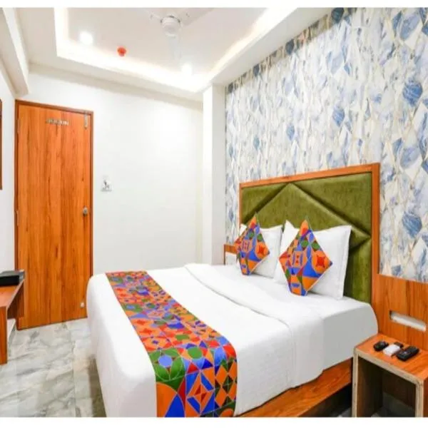 Hotel Nobel Inn，位于艾哈迈达巴德的酒店