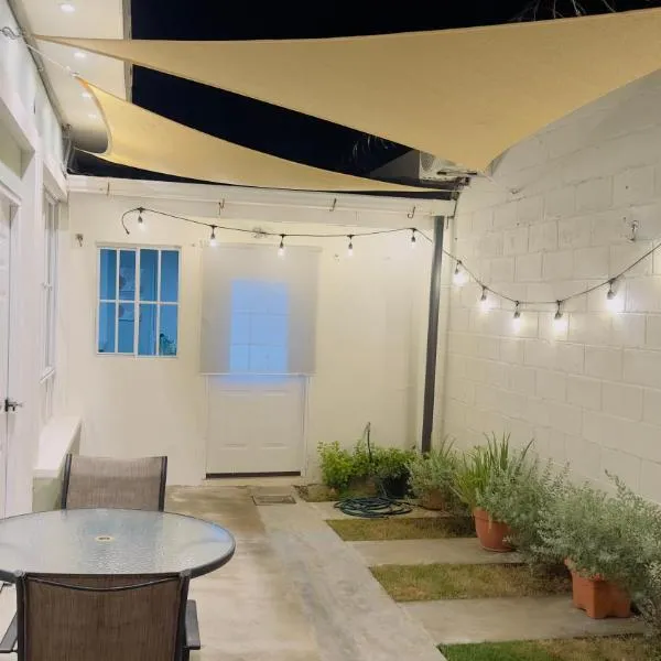 Muy cerca de playas y miradores muy accesible a la ciudad y comercios, hotel in La Unión