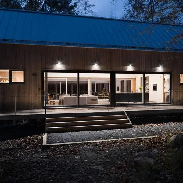 Modern Mountain Retreat, hotell i Mount Tremper