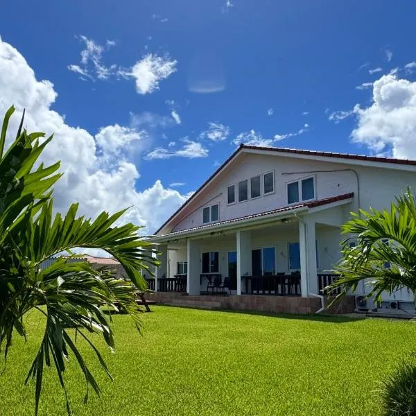 ZARATAN, hôtel à Motobu