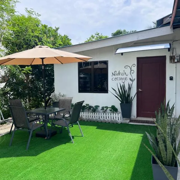 Nadrah Cottage, hotel in Bayan Lepas